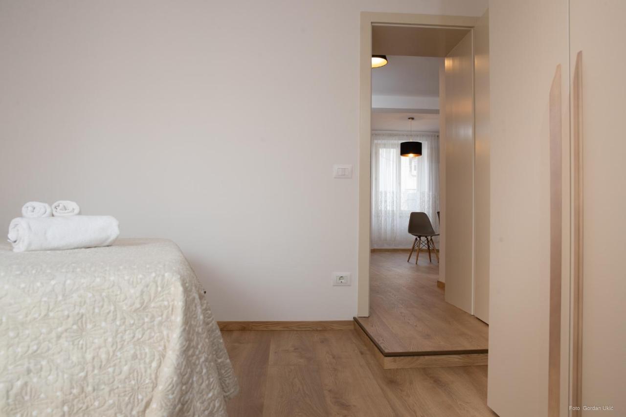 Apartments And Rooms Luan Rovigno Esterno foto